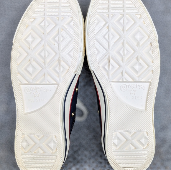 Converse Leather Parkway Embroidered Floral LT in Navy, Sz 6 - Picture 3 of 12